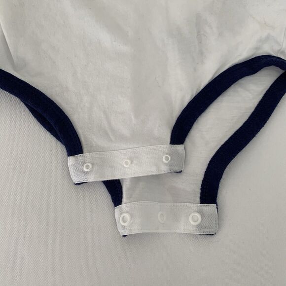 Nike Bodysuit Baby Boy 9 Months White Blue Just Do It Spellout Logo Swoosh Snap - Picture 4 of 6